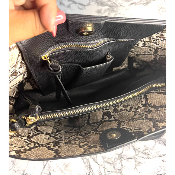 Steve Madden Black Pebbled Leather Shoulder Handbag - Picture 4 of 6